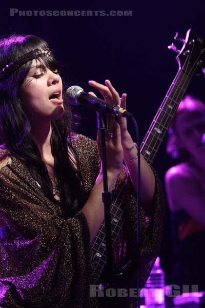 BAT FOR LASHES - 2007-10-24 - PARIS - Trabendo - 